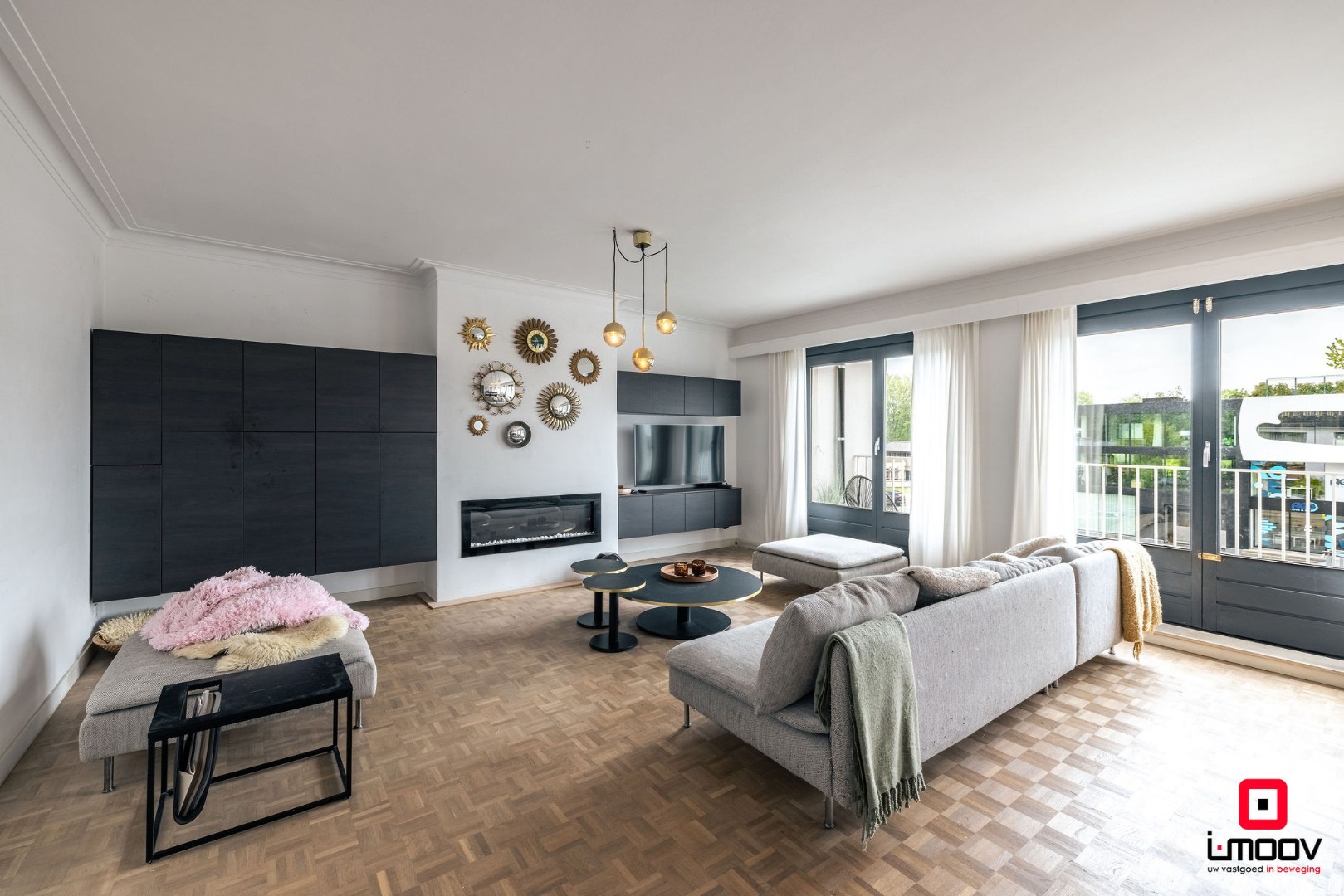 Ruim en lichtrijk appartement met terras en garage op topligging te Sint-Denijs-Westrem 