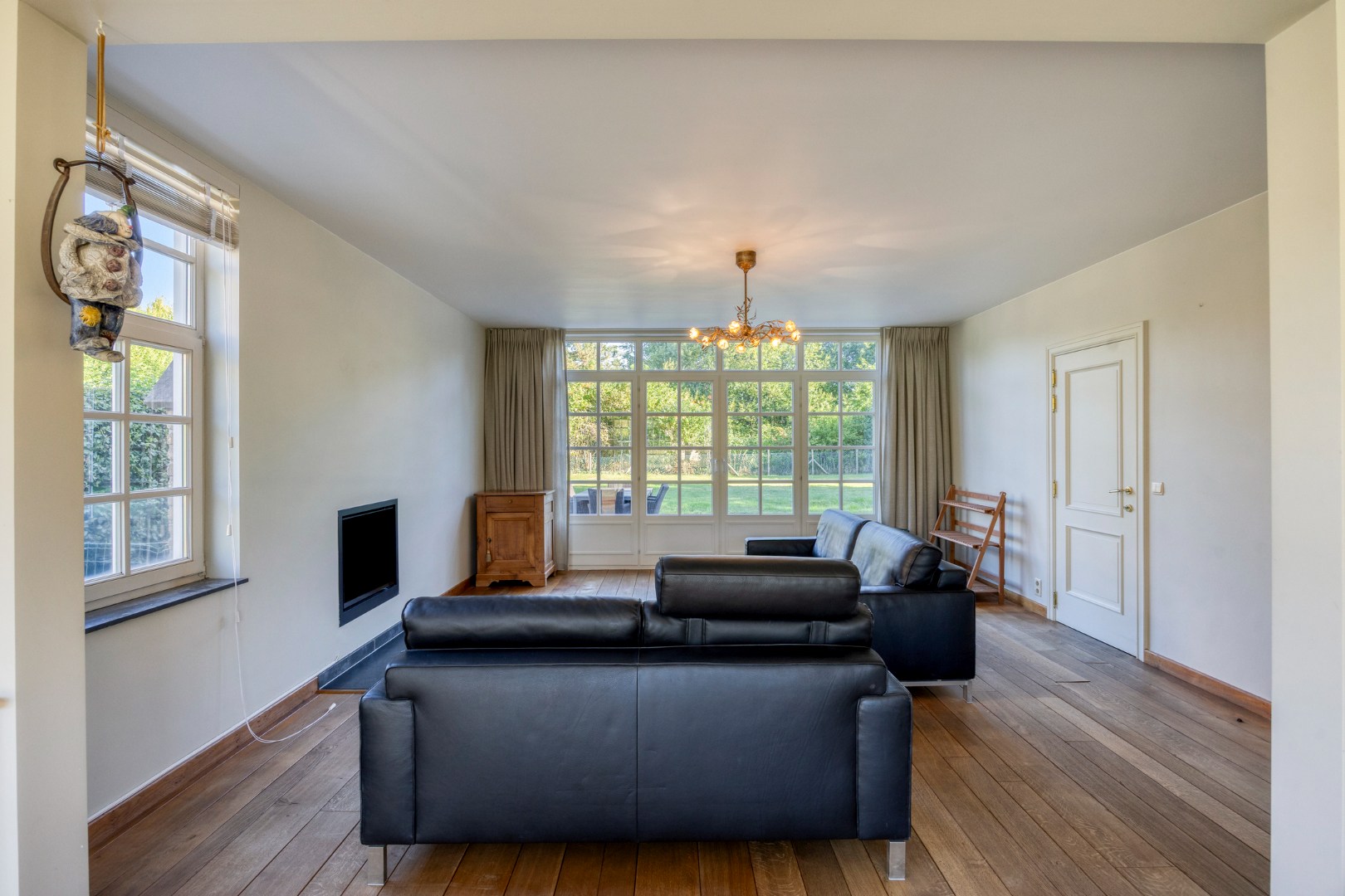 Villa met bureau,  5 slaapkamers, 2 badkamers en ruime tuin in Bierbeek! - EPC 172 kWh/m² - bewoonbare opp. 242 m² 