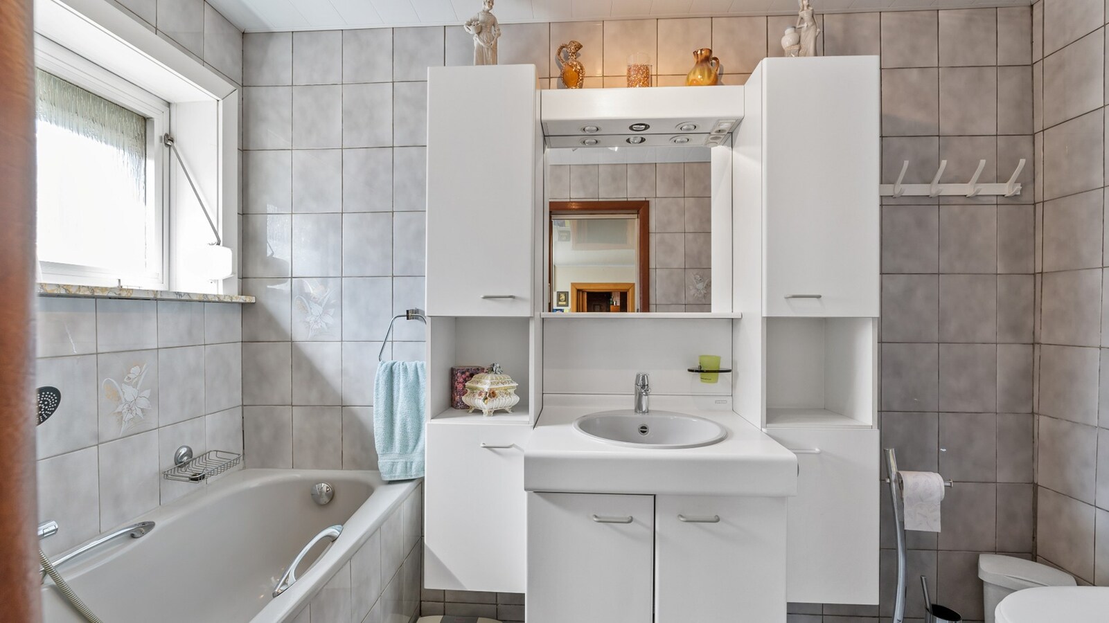 WILSELE - te renoveren HOB met grote loods 