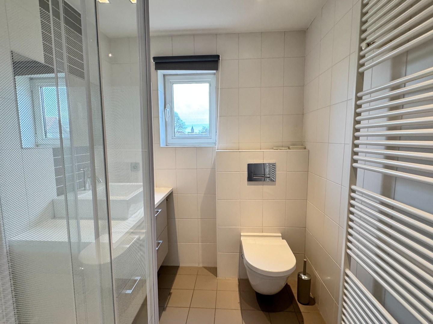 Stijlvolle villa op 909 m² met garage en afgesloten tuin 