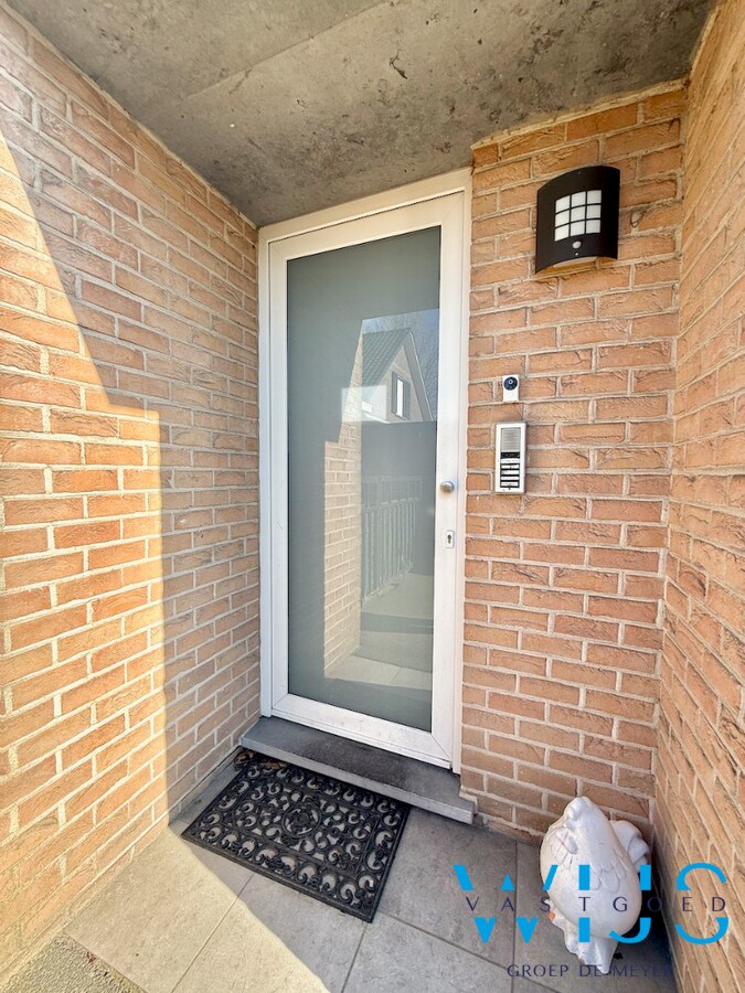 Super tof appartement met leuk dakterras &amp; garage te ERTVELDE / RIEME! 