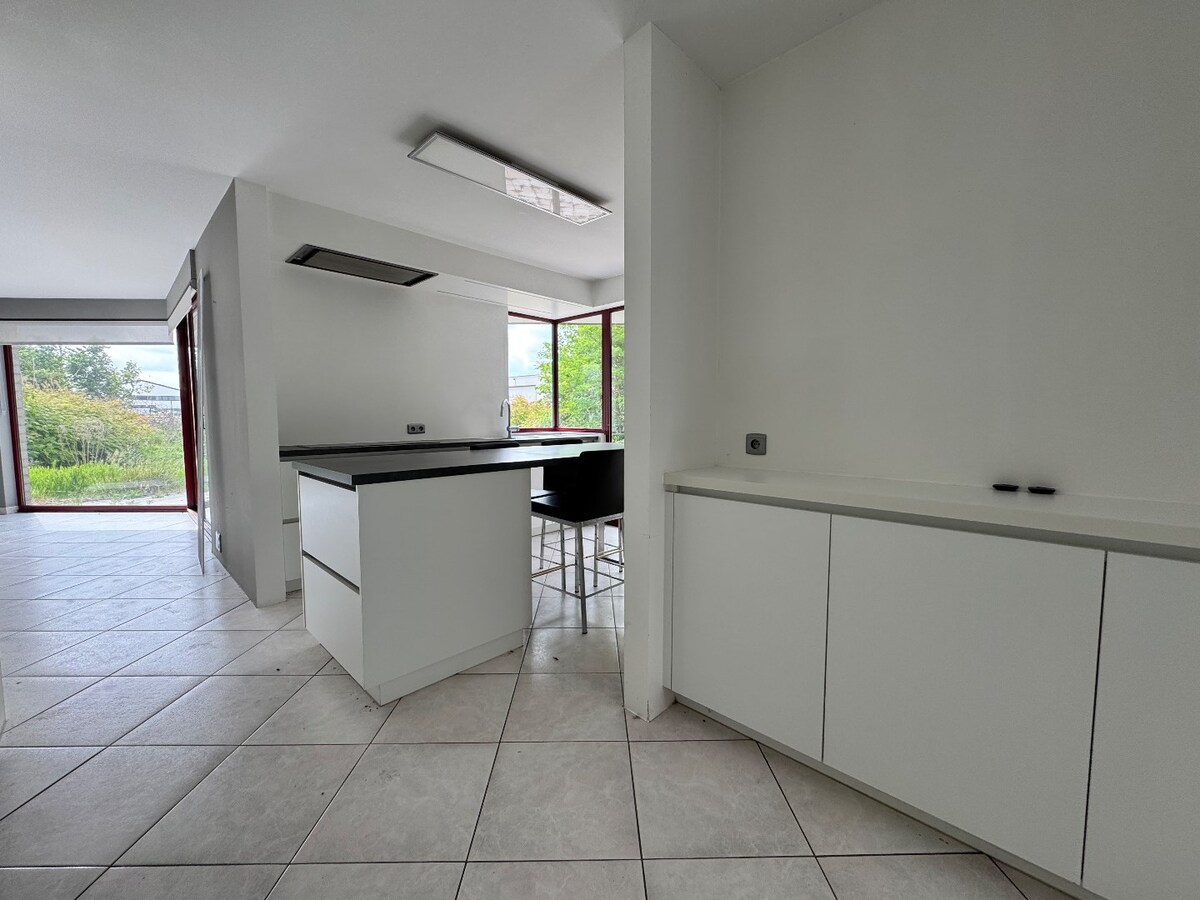 Handelspand met woonst te Ichtegem 