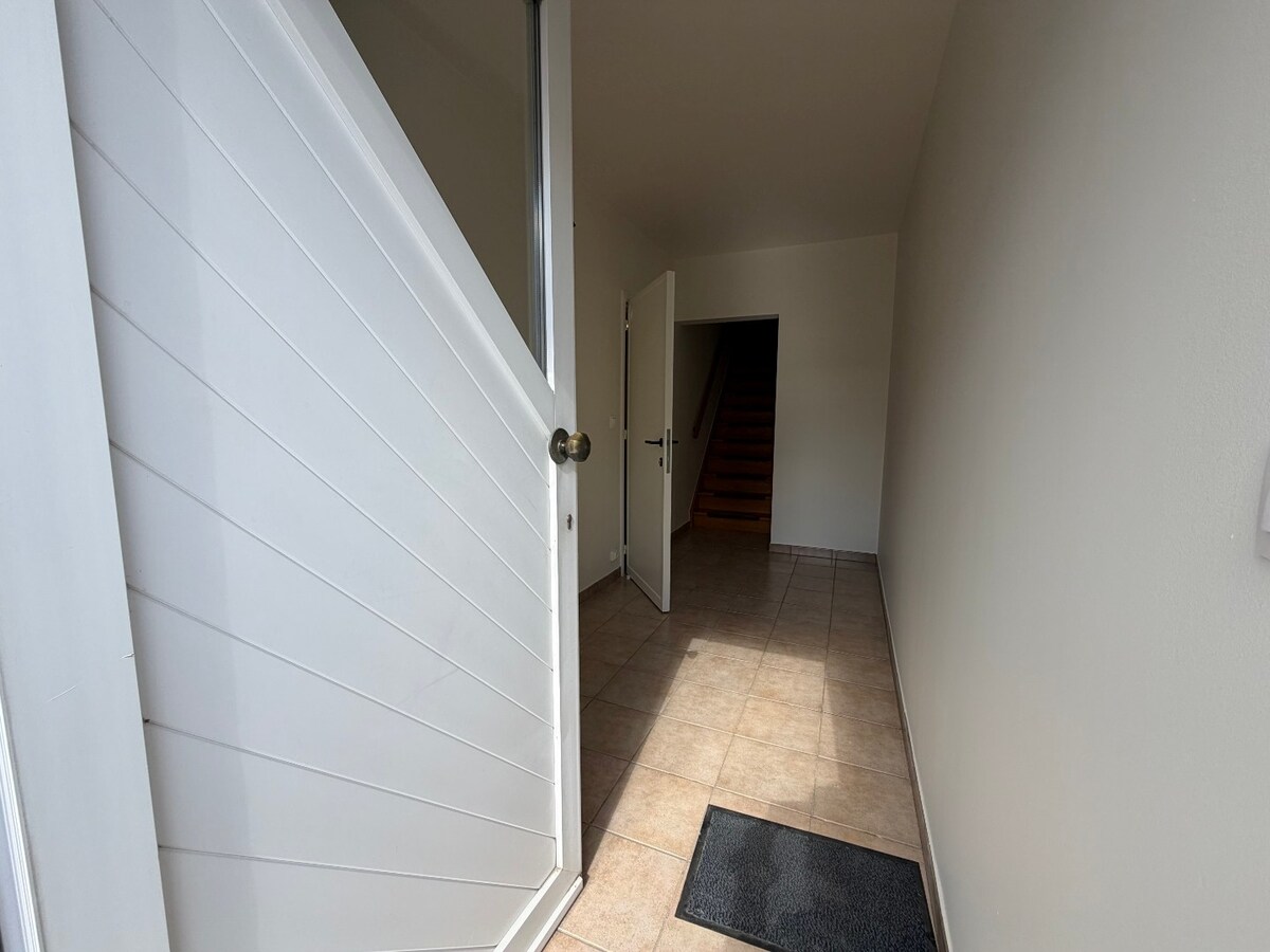 Ruim 3-slpk-appartement mét terras te Gavere-Asper 