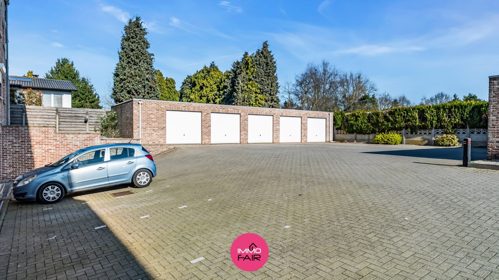 Ruim duplex appartement in kleinschalige residentie op toplocatie in Maasmechelen 