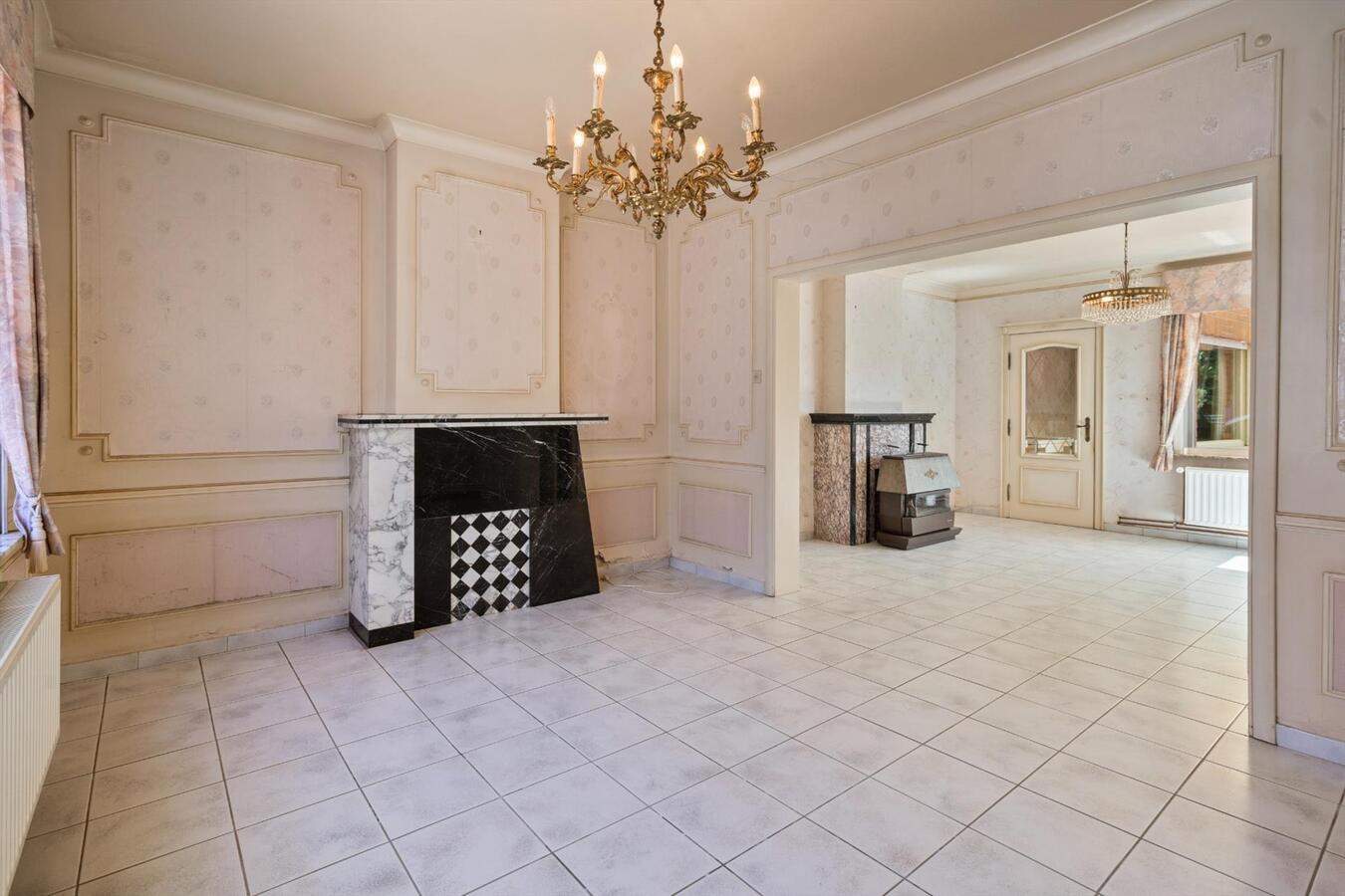 Verrassend ruime woning met zonnige tuin en garage 