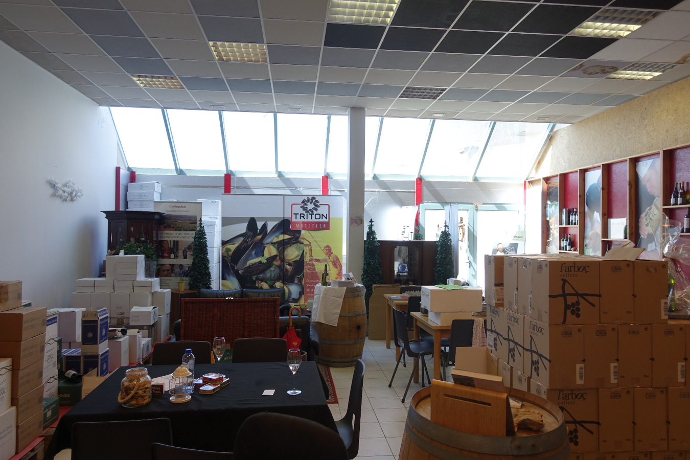 Unieke vastgoedaanbieding aan op- en afrit E40 Jabbeke 