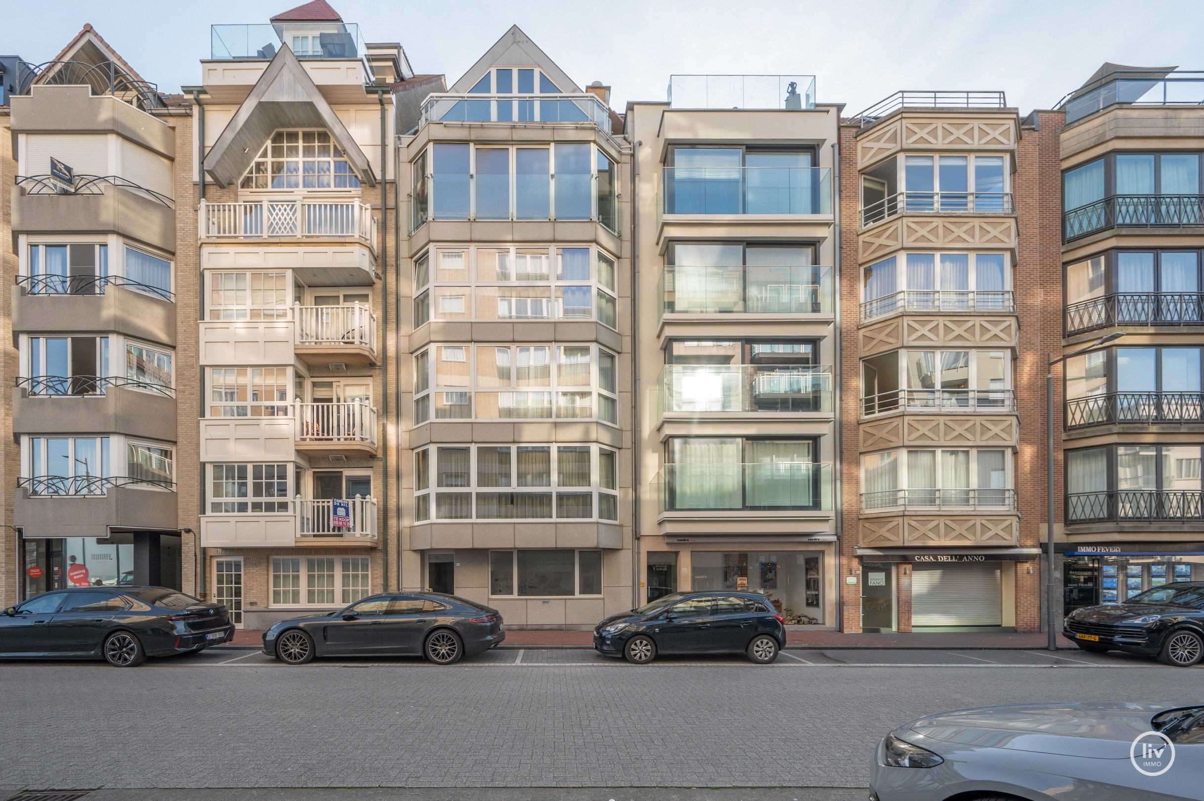 Appartement au rez-de-chaussée près de la place Rubens 