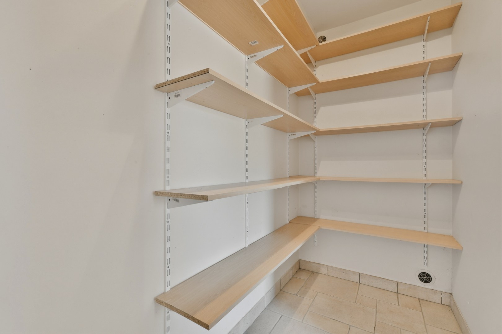 Ruime alleenstaande woning te huur in landelijk Ichtegem 