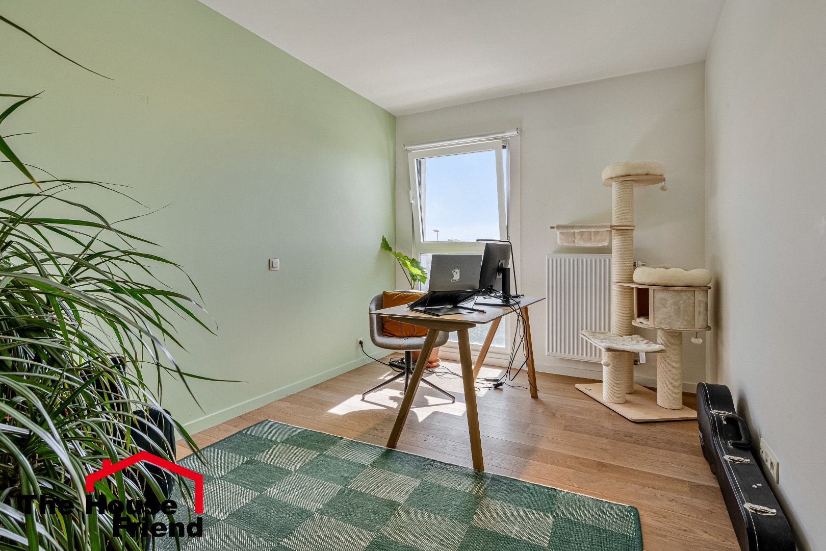 Zeer ruim penthouse met groot terras 