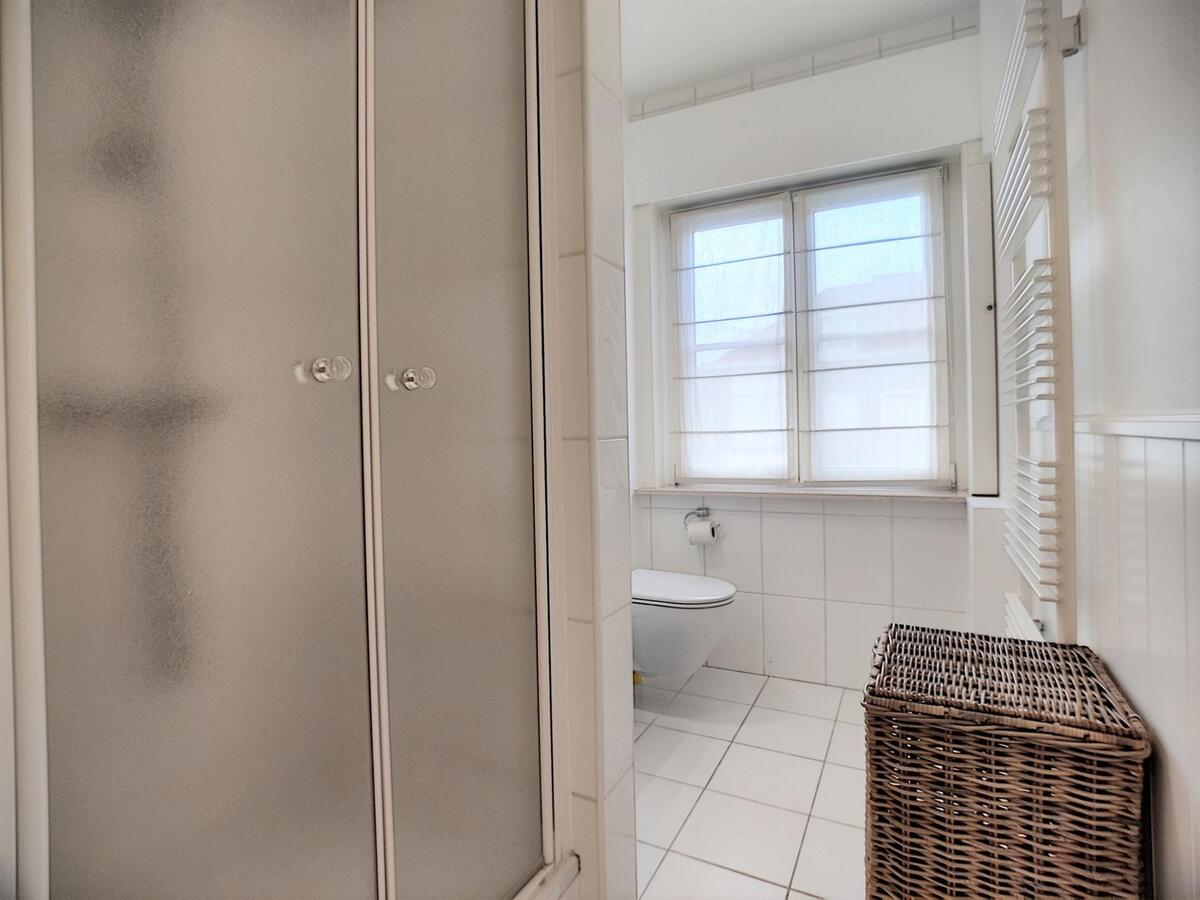 Kwalitatieve duplex op centrale ligging - Heist 