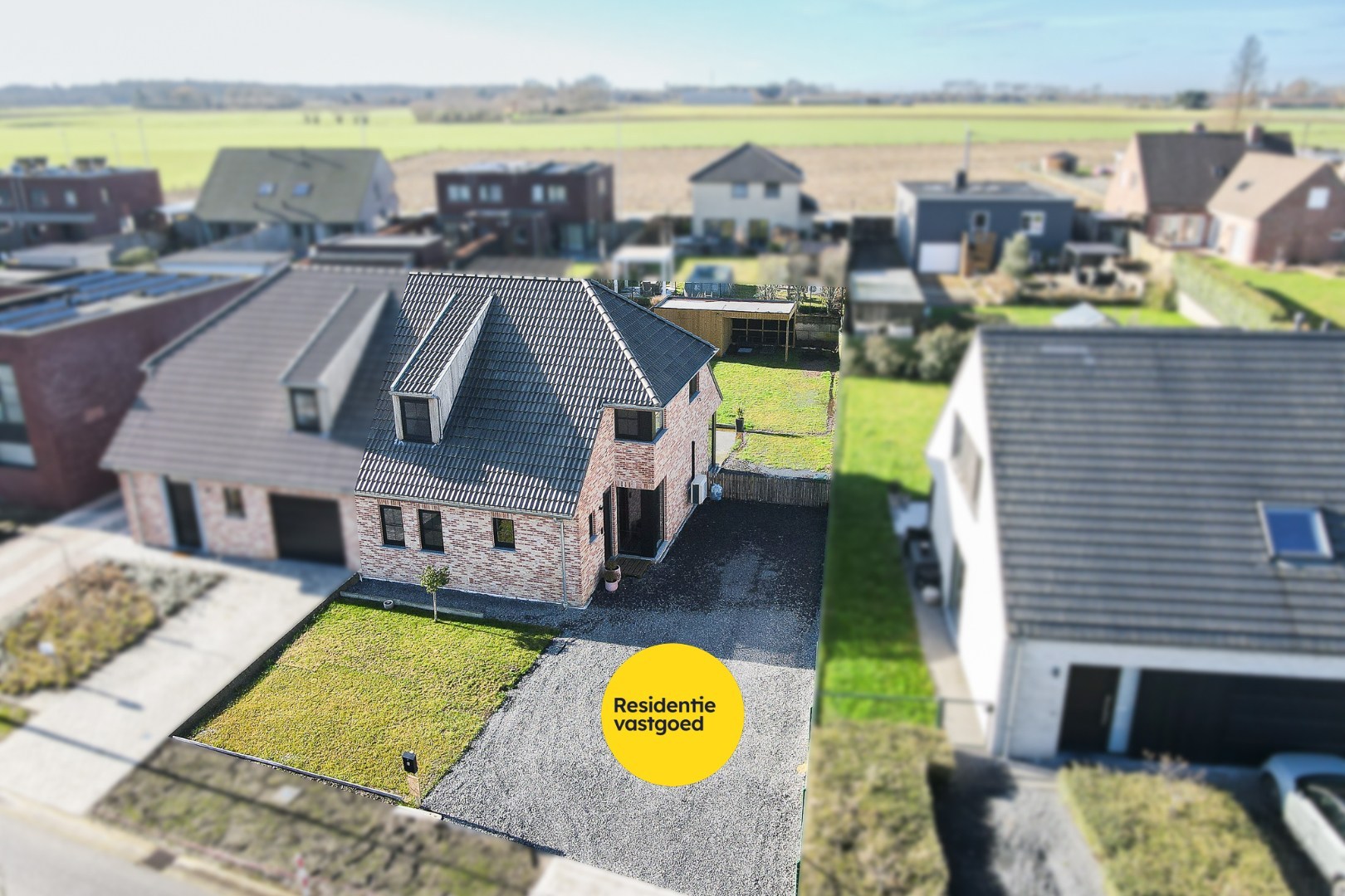 Recent, luxueus afgewerkte woning 