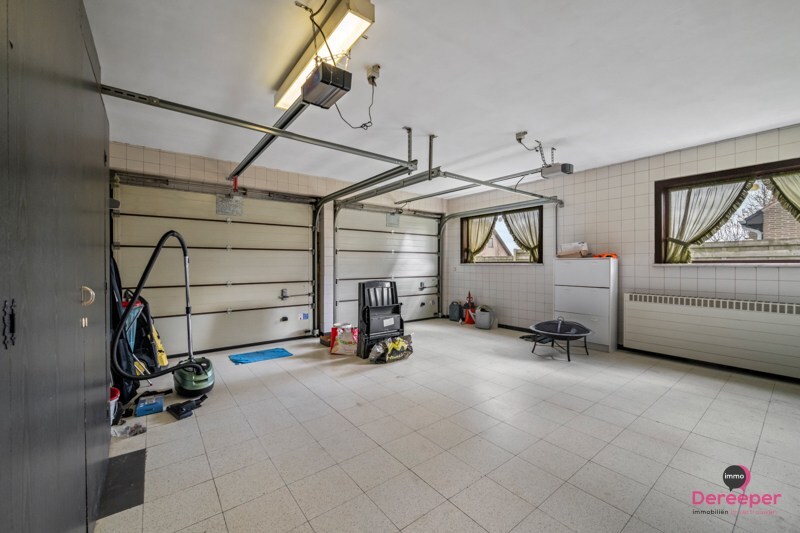 Charmante alleenstaande bungalow met zuidgerichte tuin op ruim perceel in Snaaskerke 