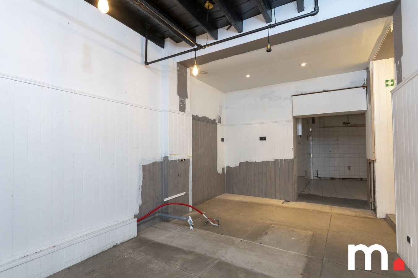 Vergund renovatieproject met veel potentieel in het hart van Wevelgem! 