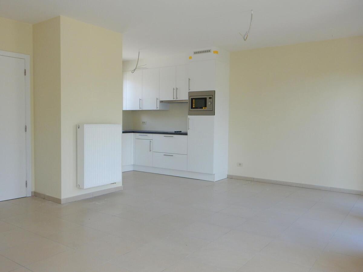 Mooie nieuwbouwwoning met 6 slaapkamers en garage 