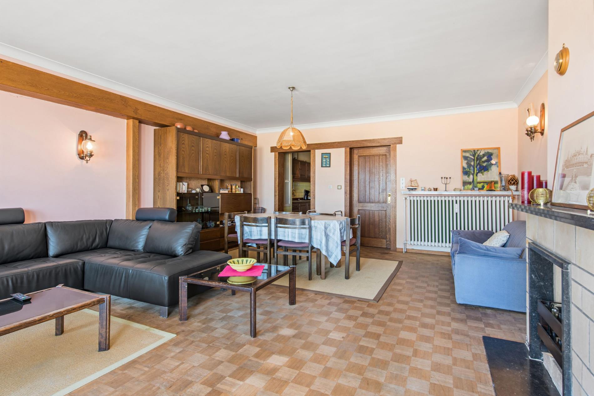 APPARTEMENT DE VACANCES  (LOC. SAISONNIERE) 