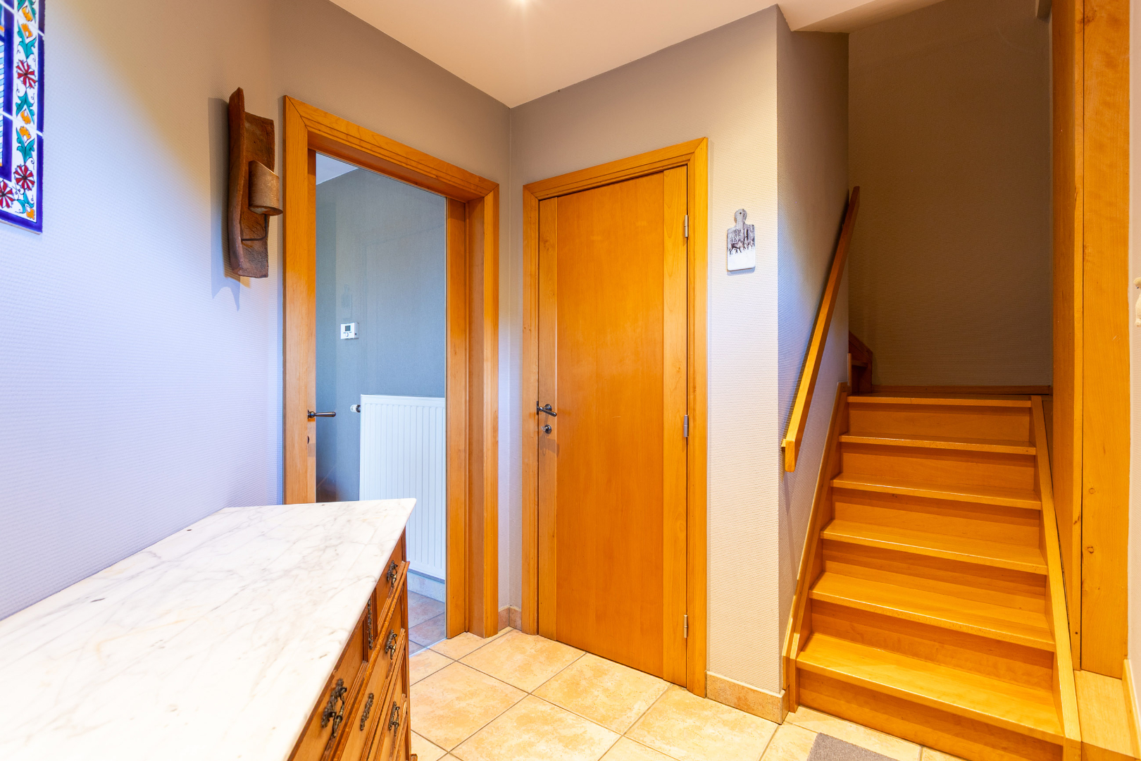Instapklare driegevelwoning met 4 slpk te Lembeek 