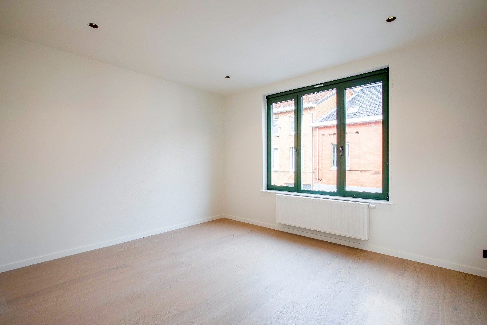 Instapklare woning met 3 slaapkamers en buitenruimte 