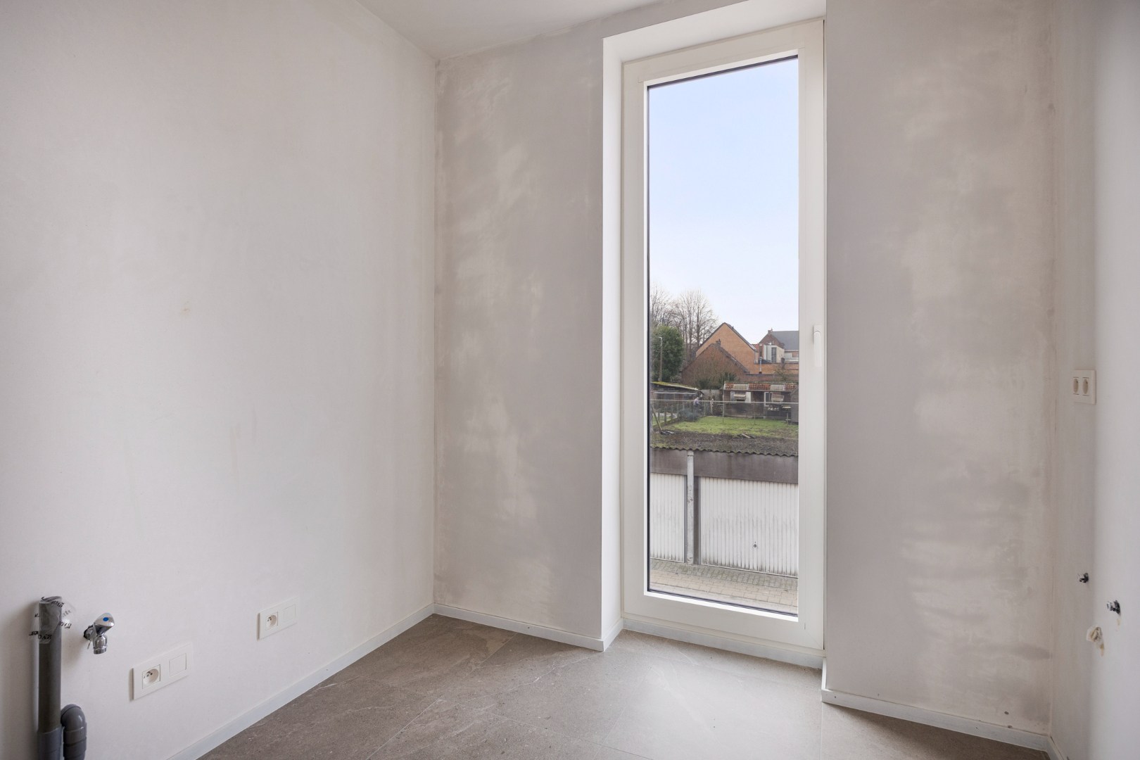 Energiezuinige nieuwbouwwoning met 5 slpk. en ruime stadstuin in het hart van Geel 