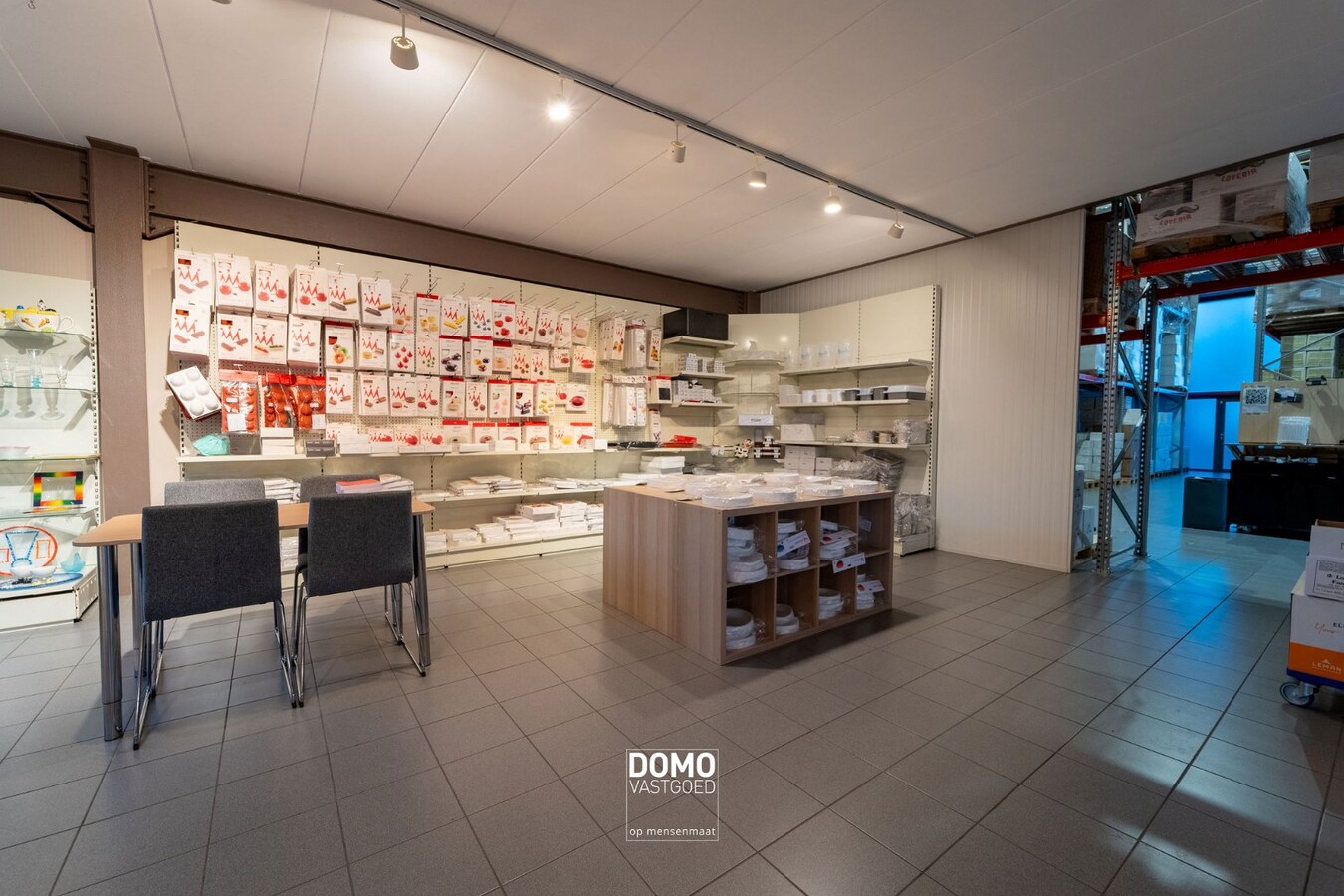 Industrieel vastgoed met sterke visibiliteit en tal van mogelijkheden 