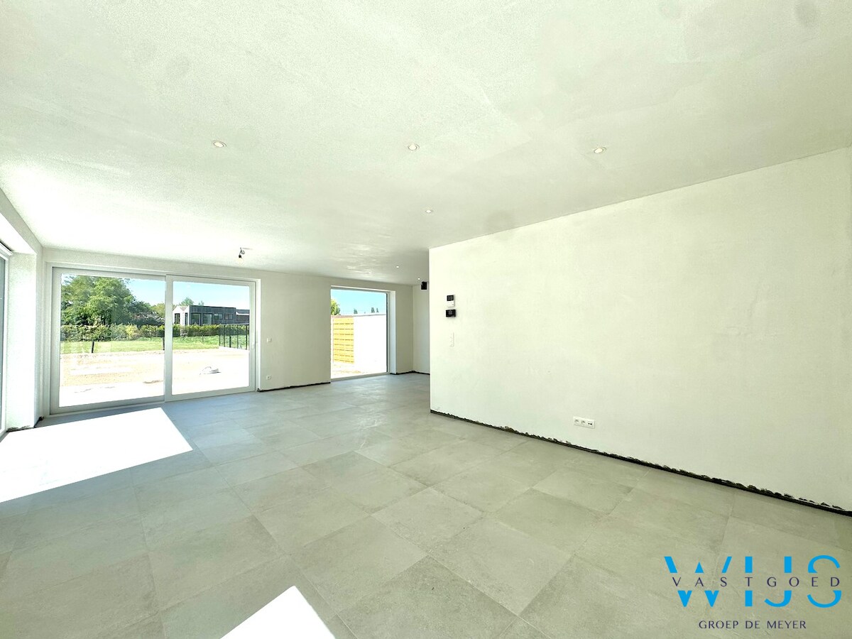 Moderne nieuwbouw op TOPlocatie te Assenede ! 