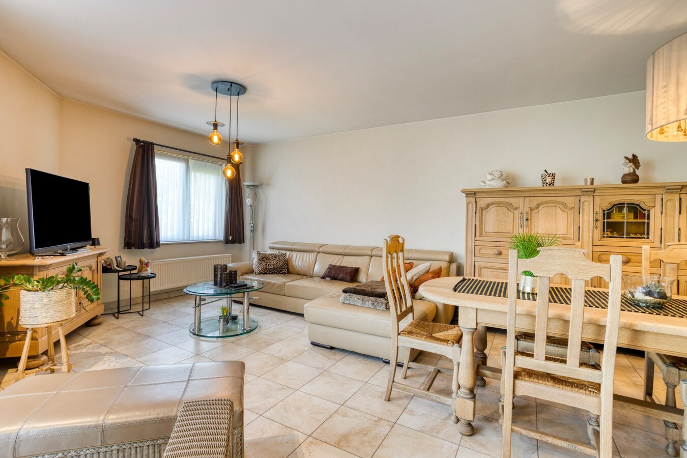 Ruim hoekappartement in recente residentie - instapklaar - 105M2 