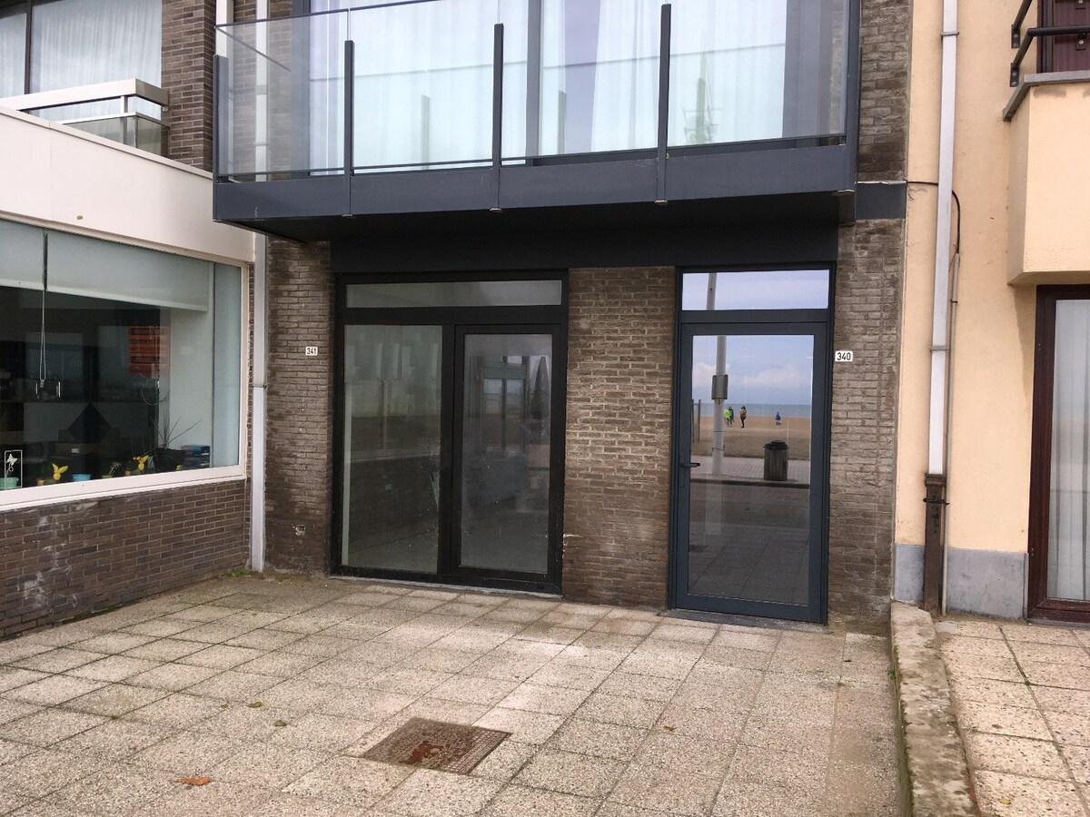 Appartement rénové au rez-de-chaussée avec vue sur mer à Koksijde 