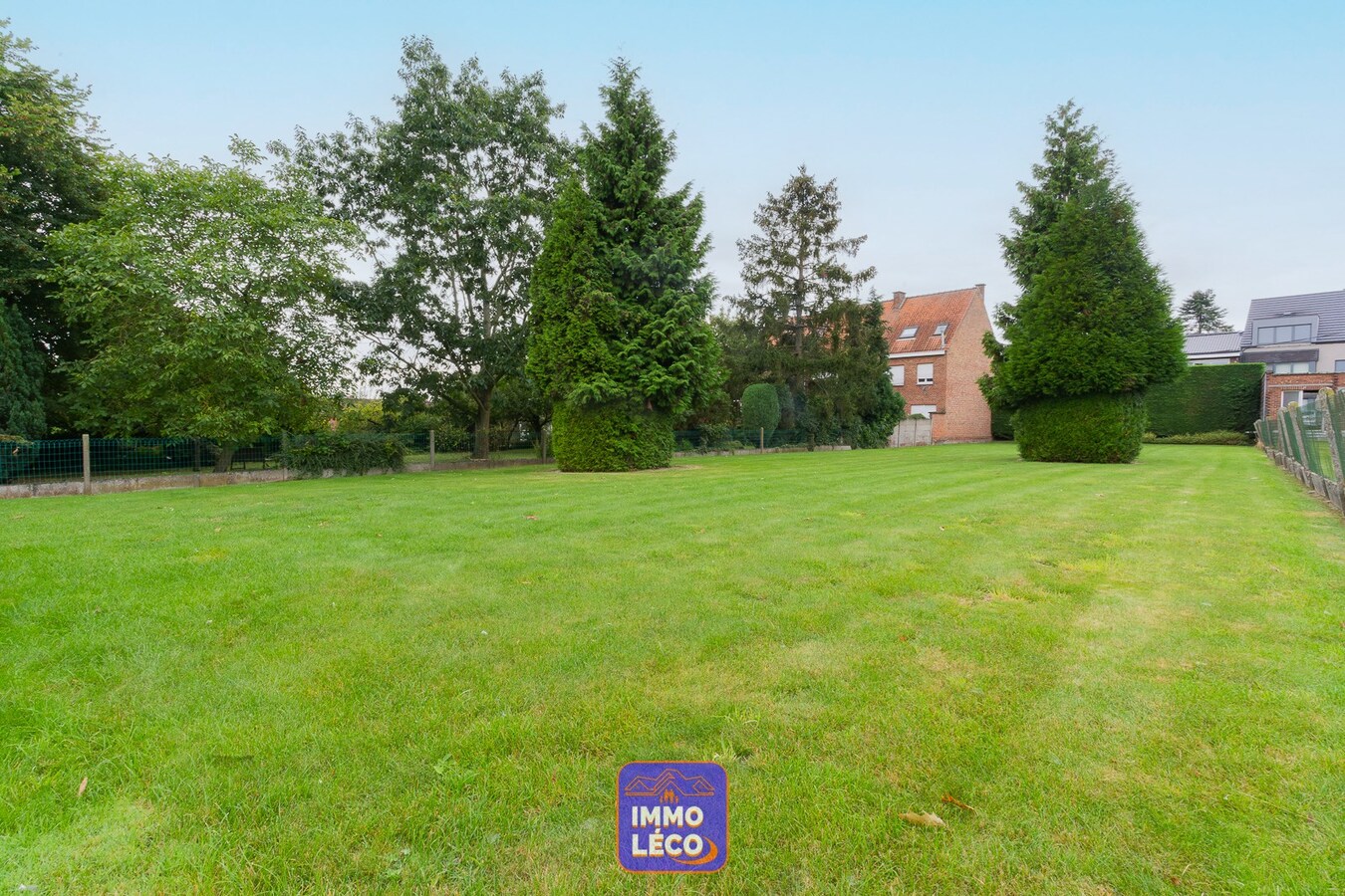 Terrain constructible de 1180m² , dans le centre de Mouscron ! 