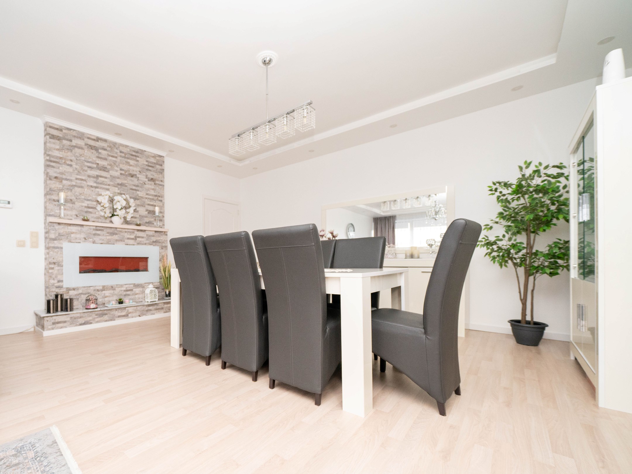 Gerenoveerd 2-kamer appartement met open zicht 