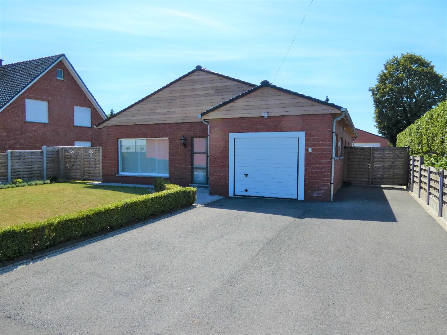 Instapklare open bebouwing met 3 slpk, garage en tuin, Kortemark 