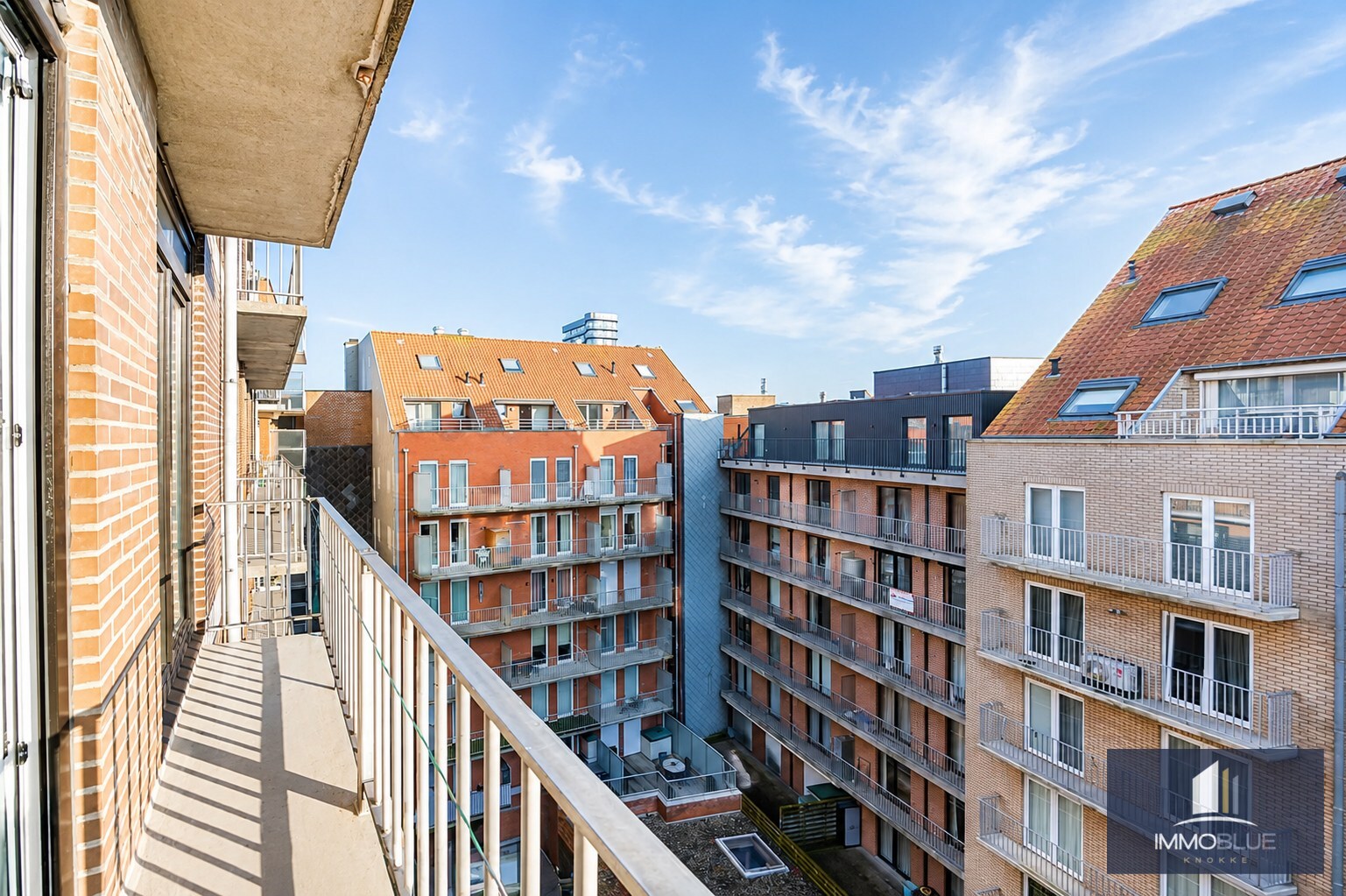 Appartement met frontaal zeezicht. 