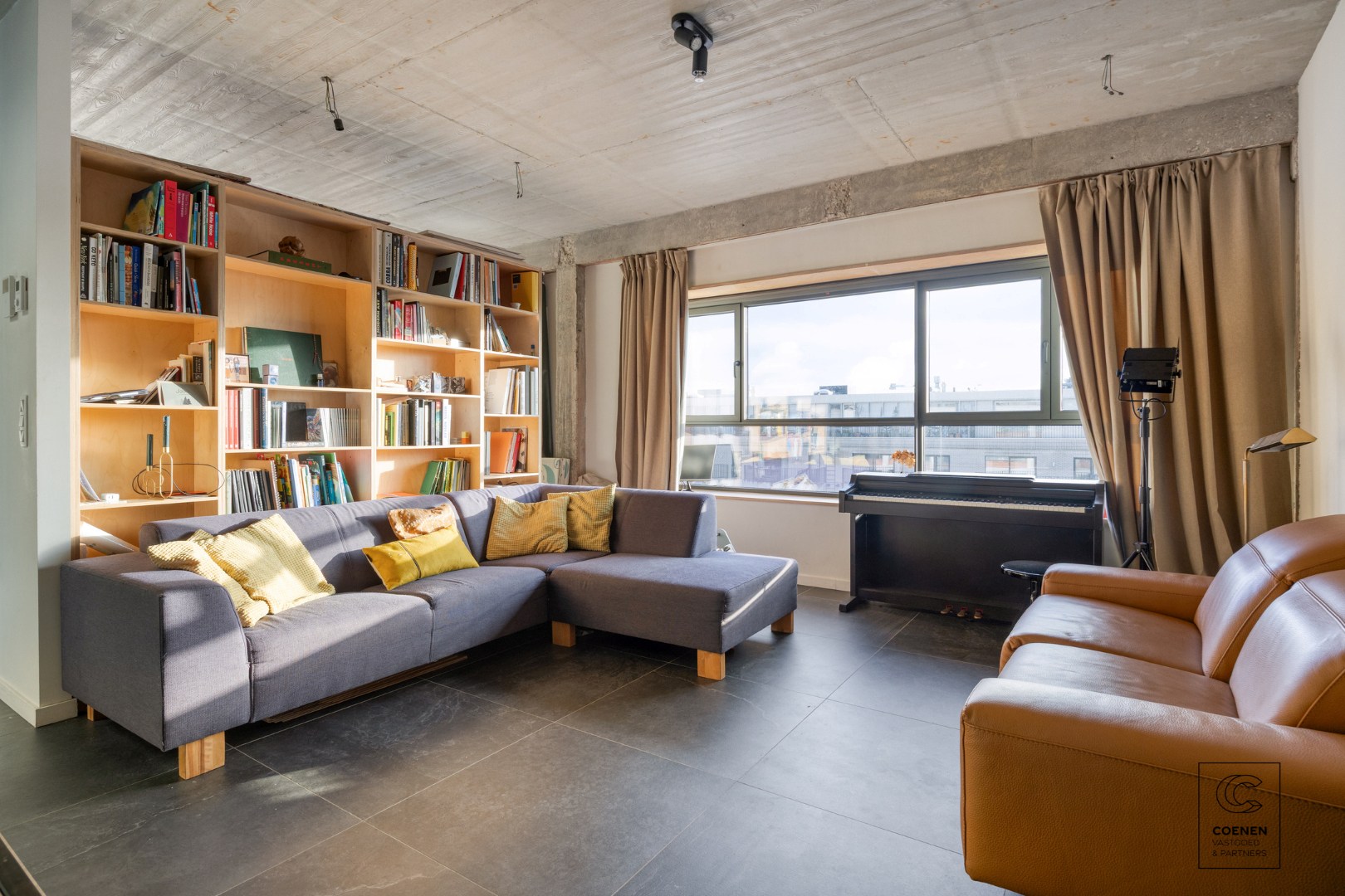 Prachtige loft van 85 m² in het historisch project "Koffienatie" te Antwerpen! 