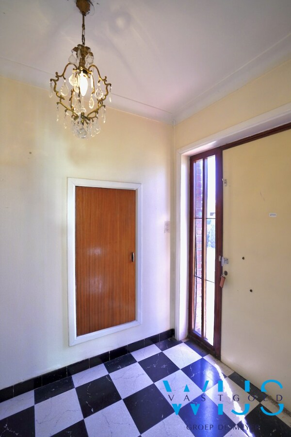 Open bebouwing op ruim perceel van 892m² te Ertvelde ! 
