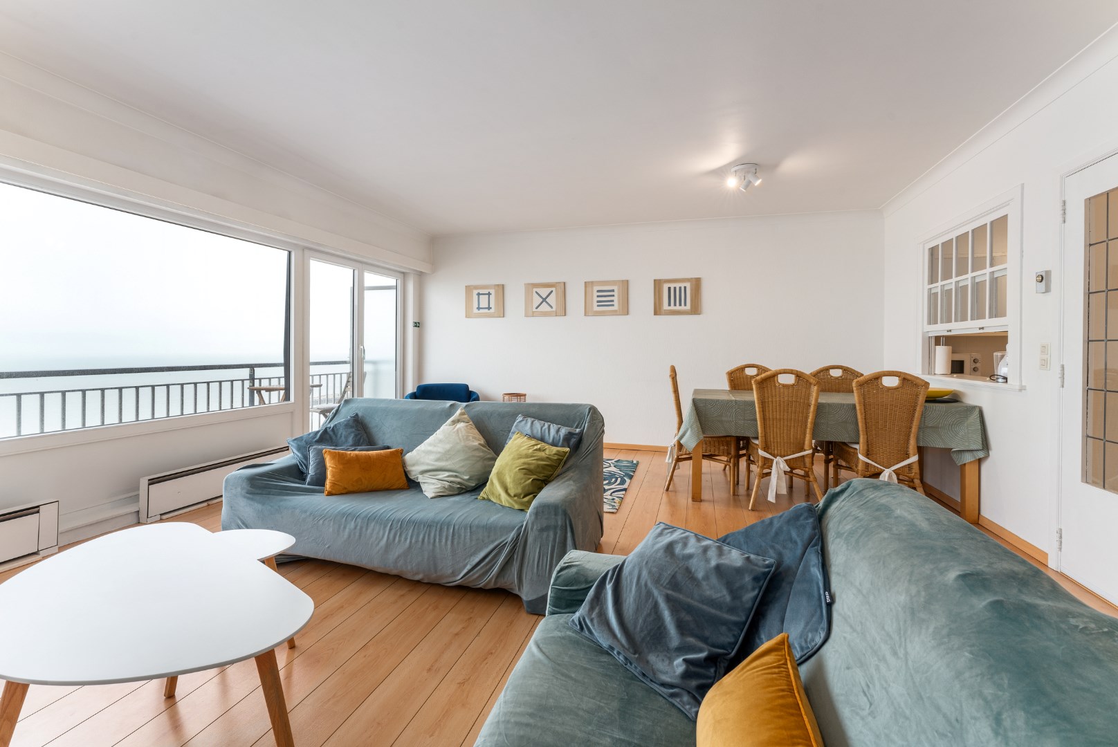 Appartement de vacances au centre d'Ostende avec une vue imprenable sur la mer et la ville 