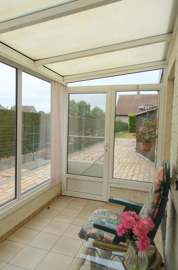 Zonnige charmante half-open woning 