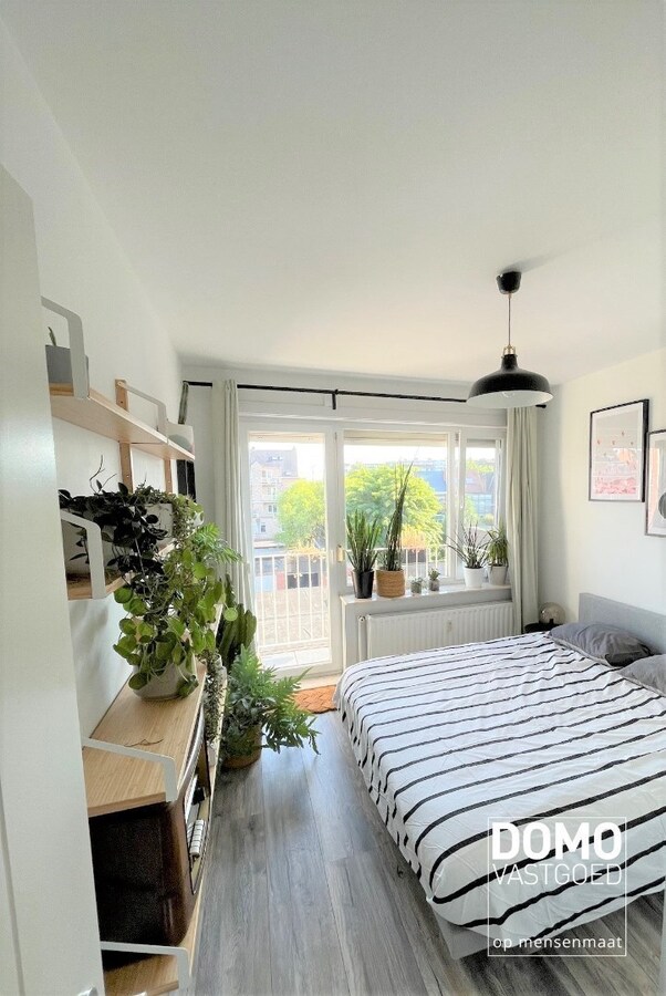 KNUS GERENOVEERD 1 SLAAPKAMER APPARTEMENT MET KELDERBERGING IN HET CENTRUM VAN HASSELT 