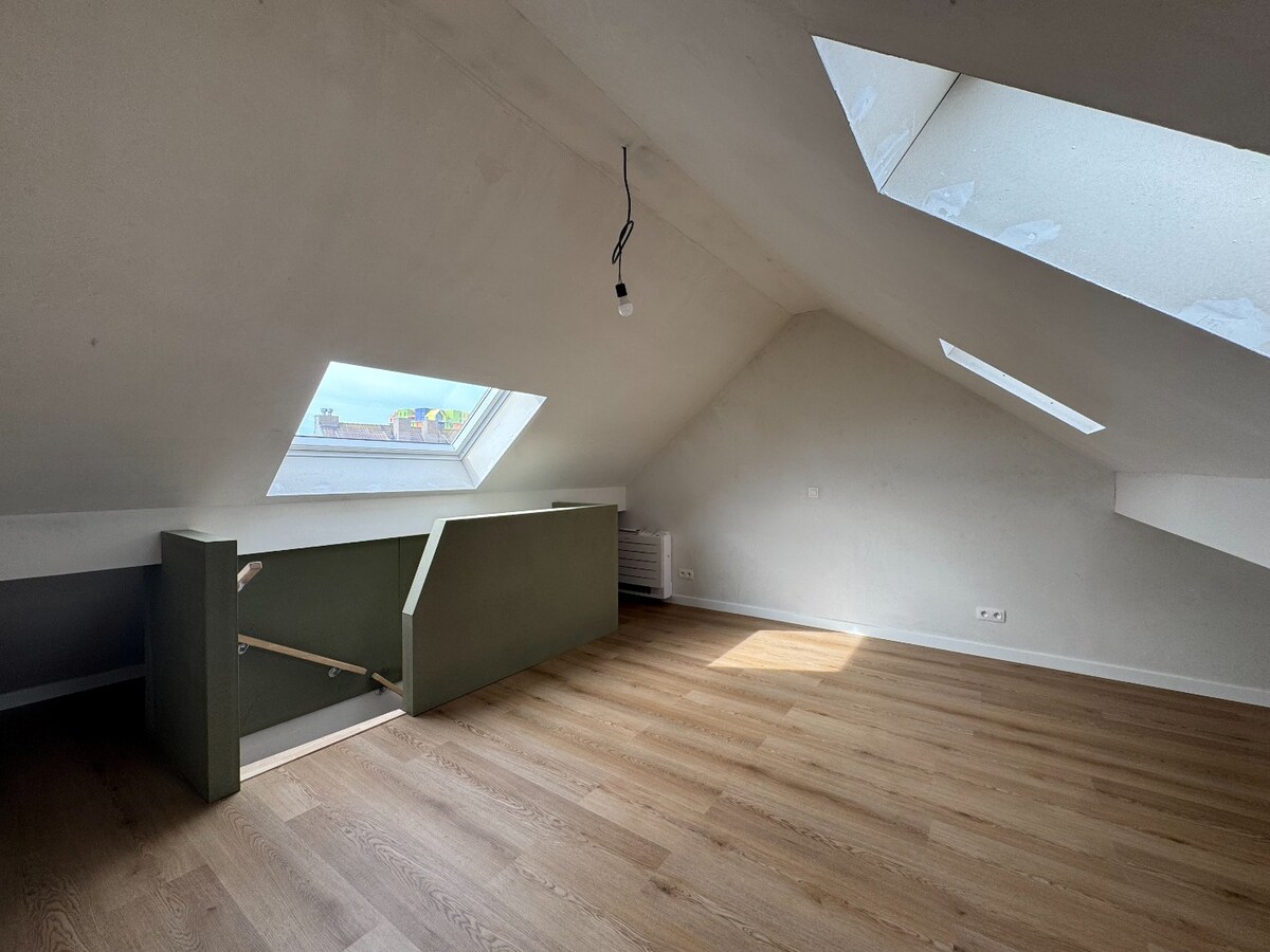 Karaktervolle herenwoning in Belle-Epoquestijl vlakbij zee en strand te Heist. 