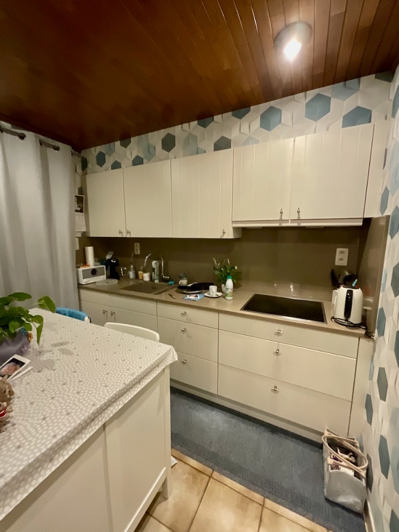 Goed onderhouden rijwoning met garage 