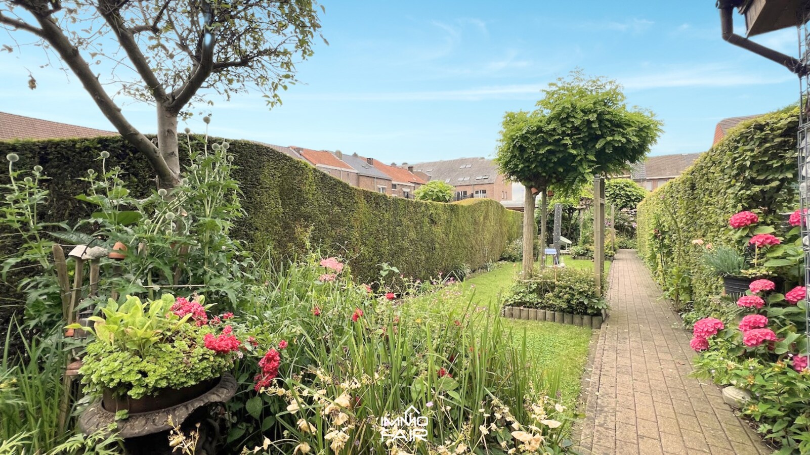 Stijlvol woon- en handelshuis met charmante stadstuin 