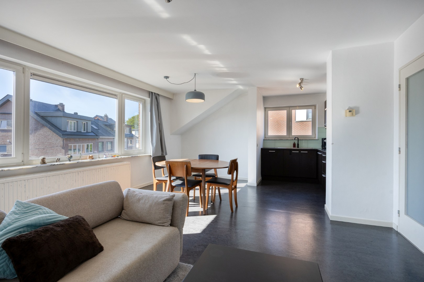 Rustig gelegen appartement met 2 slaapkamers, terras en kelder vlakbij Leuven - EPC 240kWh/m² - bewoonbare oppervlakte 70 m² 