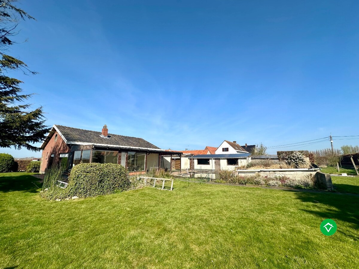 Rustig gelegen open bebouwing met landelijke vergezichten te Koekelare 