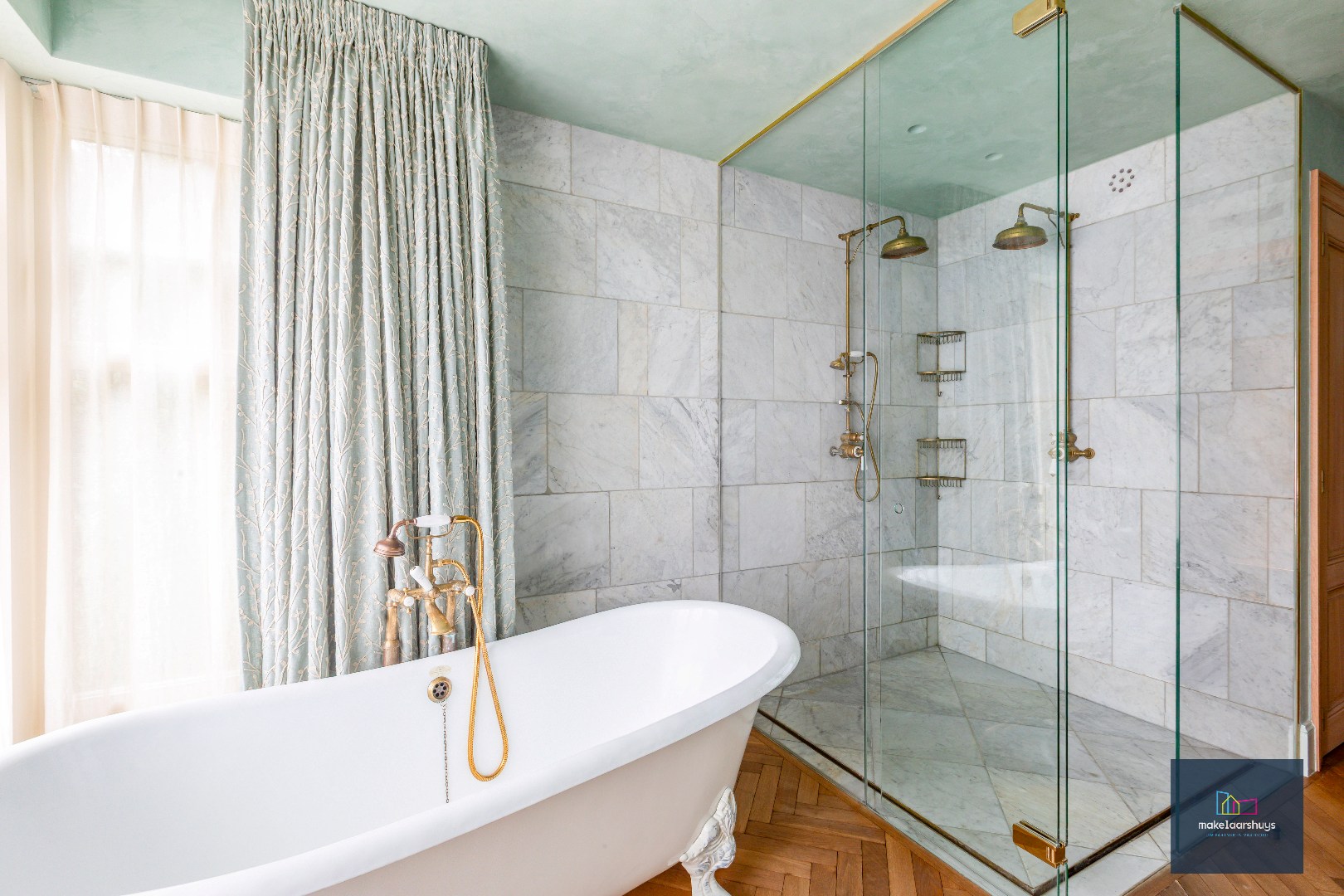 Exclusieve Franse manoir villa met bijhuis aan de Leie 