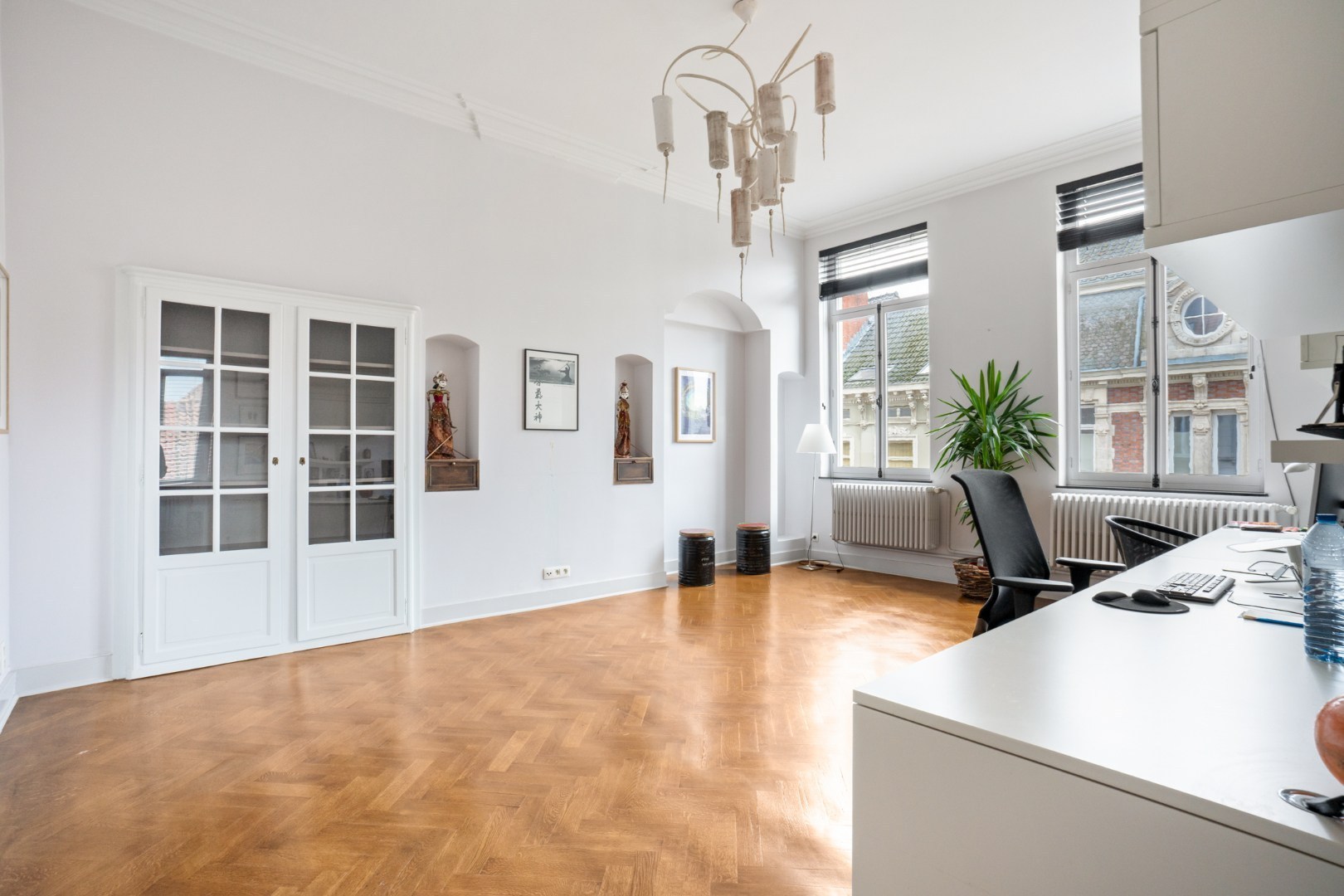 Bijzonder ruim duplexappartement met dakterras in hartje Gent 