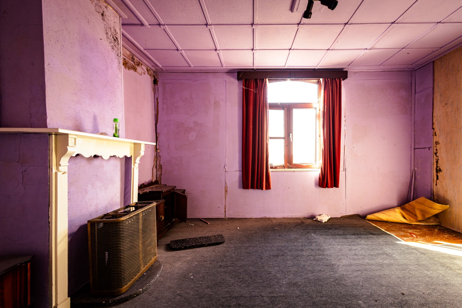 Te renoveren / herop te bouwen pand op 1.041 m² met zicht op achterliggende weilanden te Ronsele 