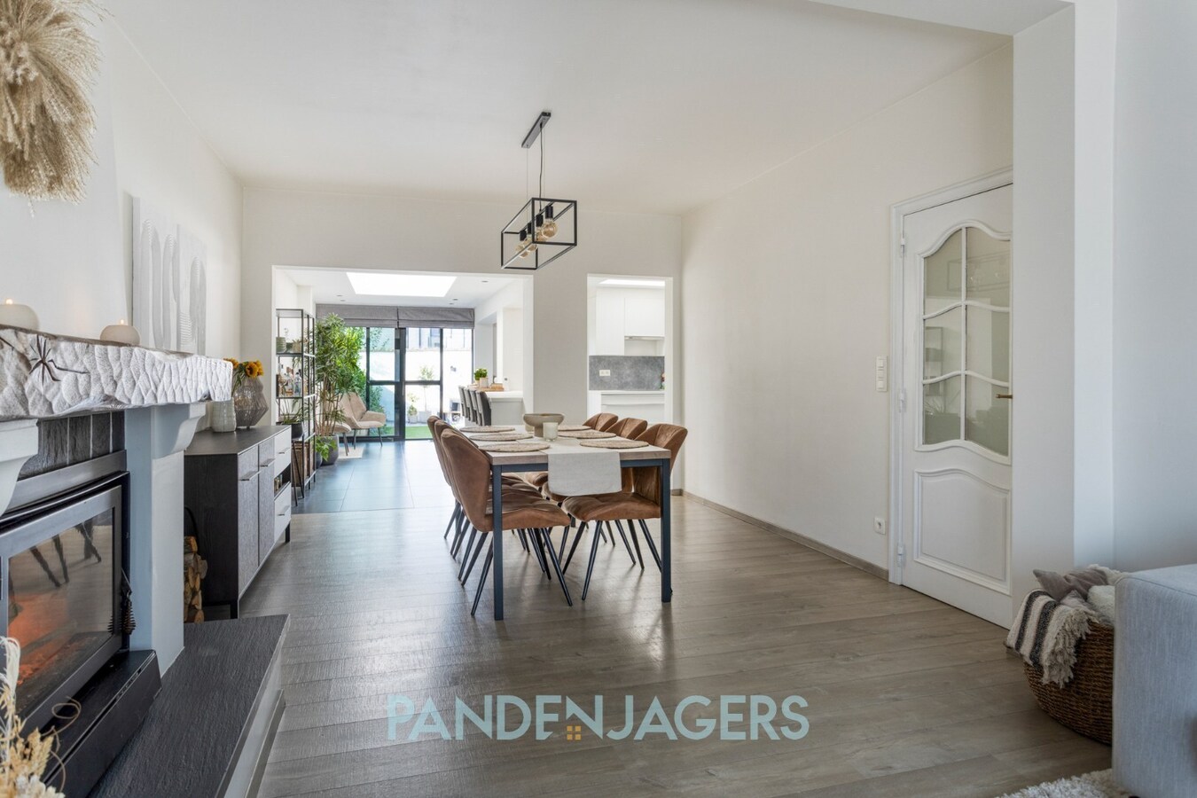 Stijlvol gerenoveerde woning te Duffel 