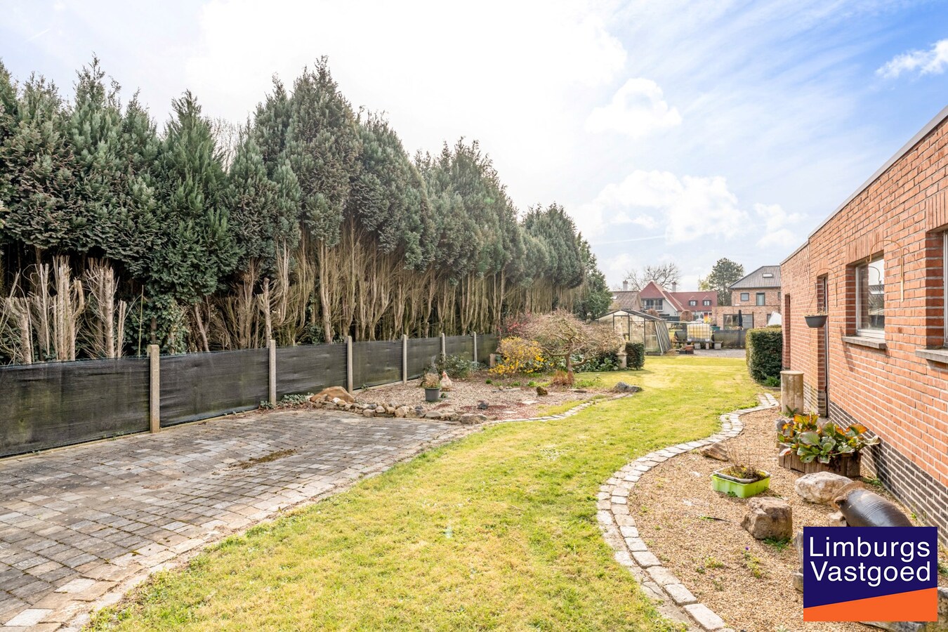 HOB in Kuringen, 3 slpk, losstaande garage, 7a02ca 