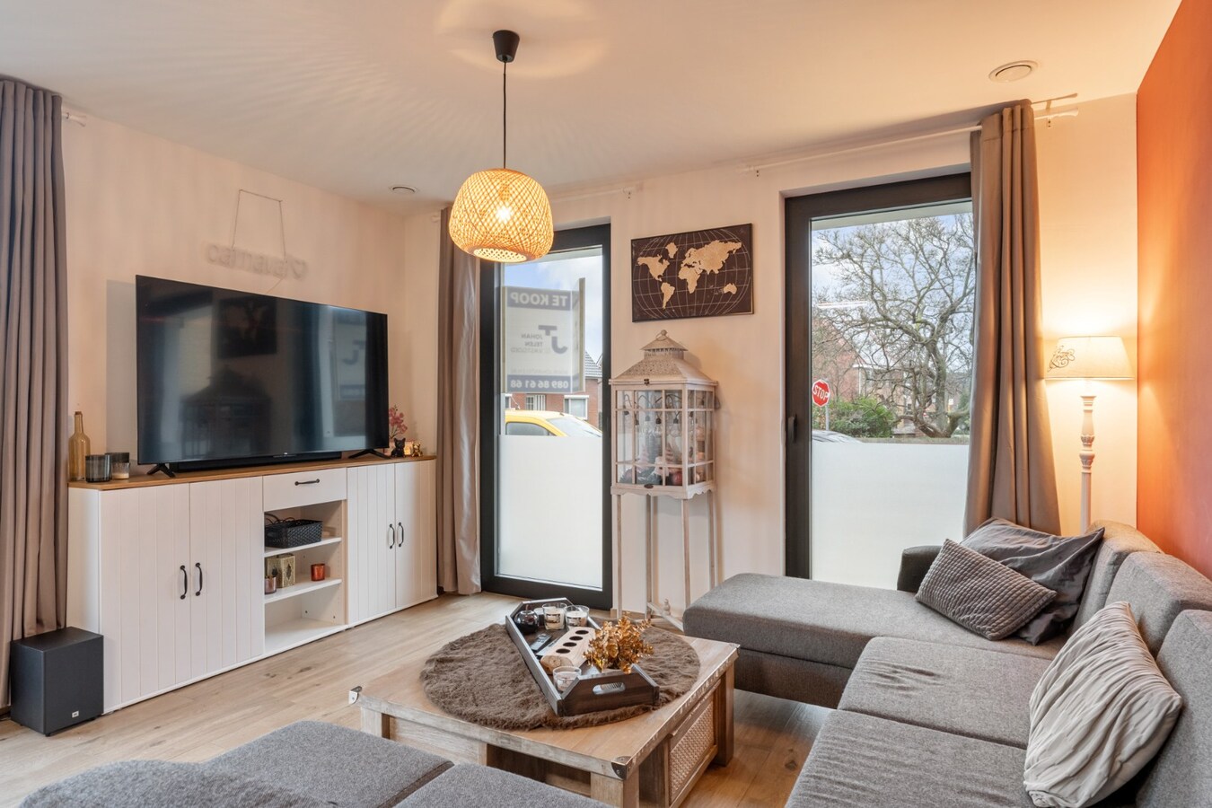 Recent, gelijkvloers appartement in een stijlvolle residentie mét ondergrondse parkeerplaats en kelderberging! 