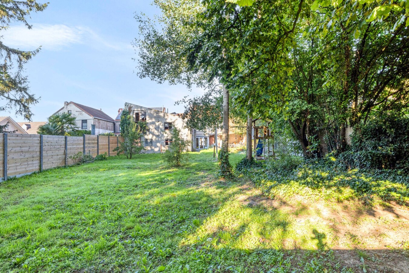 Woning met tuin en 3 slaapkamers in Neerheylissem 