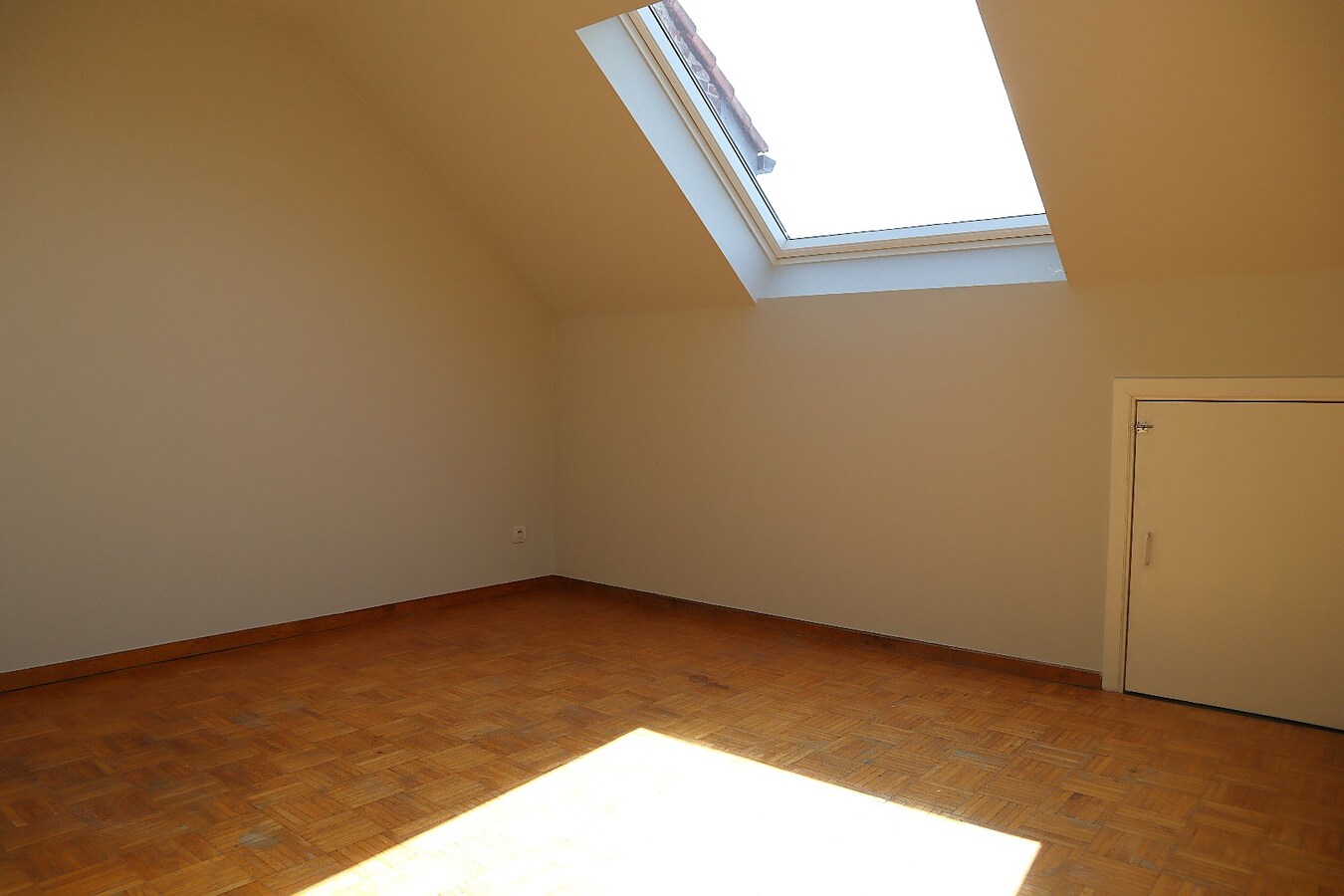 Rijwoning met 4 slaapkamers en tuin te Bierbeek 