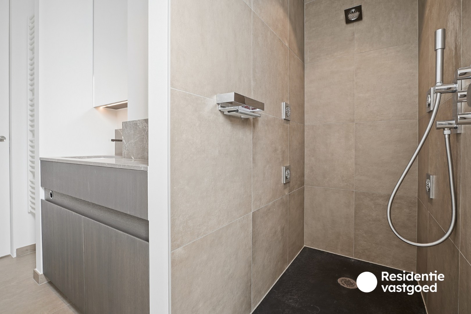 Exclusief penthouse in centrum Diksmuide! 