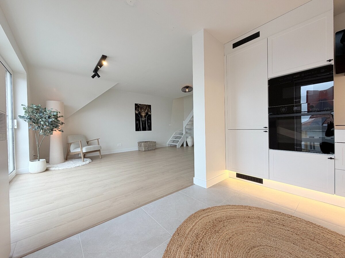 Trendy penthouse te Kortrijk ! EPC B !  **** NONO INSPIRED **** 
